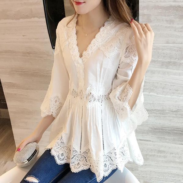 2019 summer women hollow out white cotton sweet blouse three quarter flare sleeve elegant deep v-neck lace shirt
2019 summer women hollow out white cotton sweet blouse three quarter flare sleeve elegant deep v-neck lace shirt