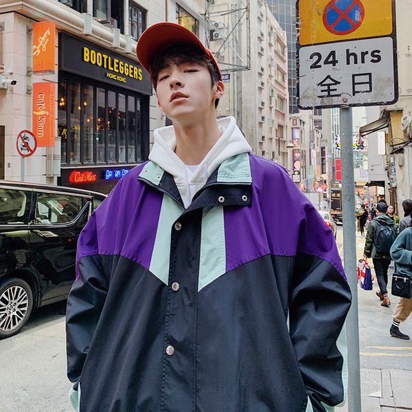 2019 spring and summer new korean version of the tide simple couple campus wind loose casual dark buckle color matching jacket, Black;brown
2019 spring and summer new korean version of the tide simple couple campus wind loose casual dark buckle color matching jacket, Black;brown