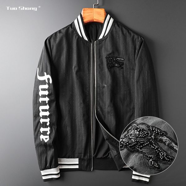autumn | extension men's wear european goods original cling to stripe man heavy embroidered baseball lead jacket male, Black;brown
autumn | extension men's wear european goods original cling to stripe man heavy embroidered baseball lead jacket male, Black;brown
