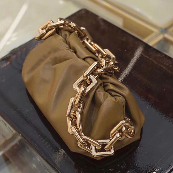 thick chain cloud lady handbag chain shoulder bag female clutch bag 2020 new women handbag
thick chain cloud lady handbag chain shoulder bag female clutch bag 2020 new women handbag