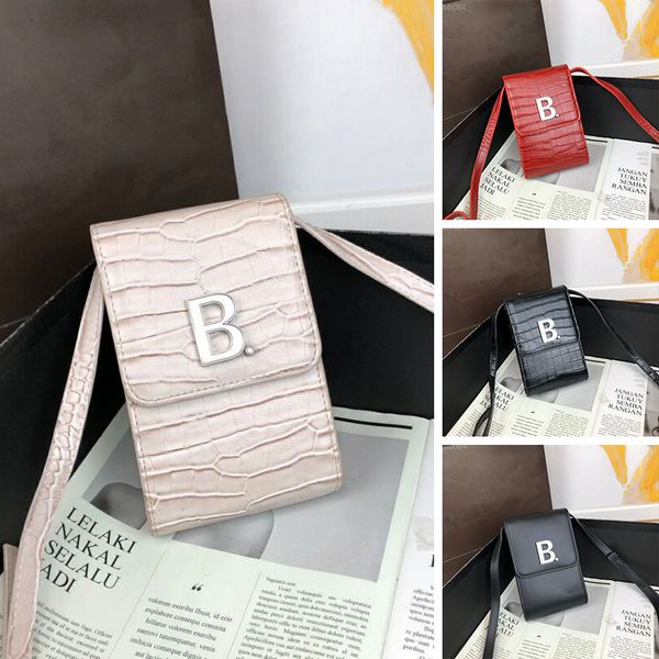 mobile phone bag women's new sheepskin fashion luxury designer personality platform shoulder slung diamond chain bag leather mini handb
mobile phone bag women's new sheepskin fashion luxury designer personality platform shoulder slung diamond chain bag leather mini handb