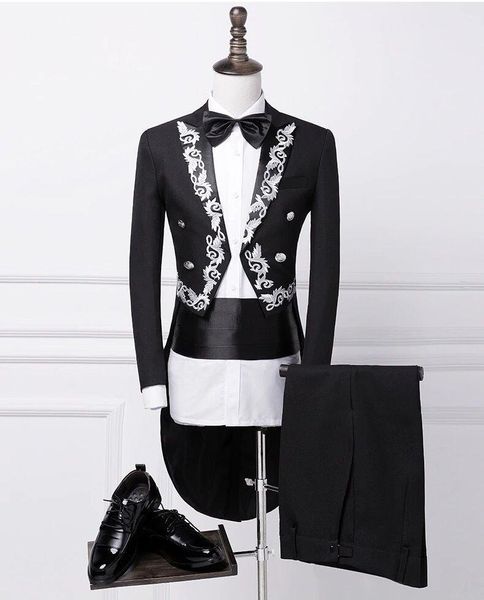2019 appliques tailcoat wedding suits peaked lapel groom wear slim fit men blazer suits(jacket+pants), Black;gray 
2019 appliques tailcoat wedding suits peaked lapel groom wear slim fit men blazer suits(jacket+pants), Black;gray