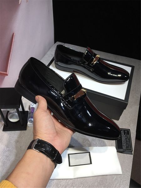 4 models man dress shoe flat shoes luxury men's business oxfords casual shoe black brown leather pointed shoes
4 models man dress shoe flat shoes luxury men's business oxfords casual shoe black brown leather pointed shoes
