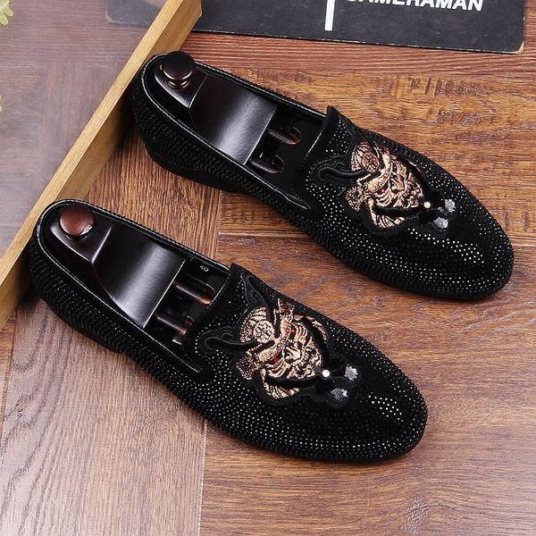 luxury men shoes black soft leather casual shoes handmade luxurious comfortable breathable spring fashion men loafers
luxury men shoes black soft leather casual shoes handmade luxurious comfortable breathable spring fashion men loafers