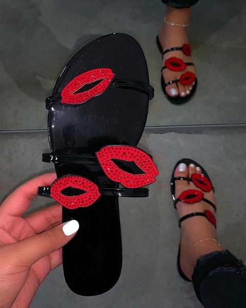 gold spring /summer new 2020 outdoor wild casual flat bottom durable bright fashion lips rhinestone women slippers home sandals, Black
gold spring /summer new 2020 outdoor wild casual flat bottom durable bright fashion lips rhinestone women slippers home sandals, Black