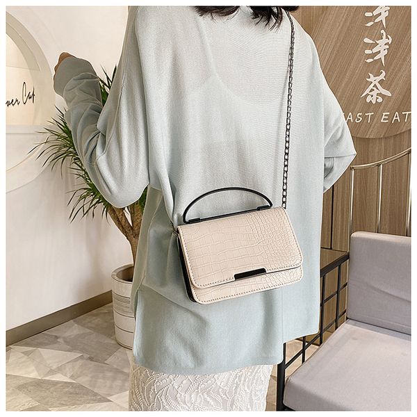 2020 new ladies shoulder bag casual stone grain messenger shoulder small square bag fashion large capacity handbag
2020 new ladies shoulder bag casual stone grain messenger shoulder small square bag fashion large capacity handbag
