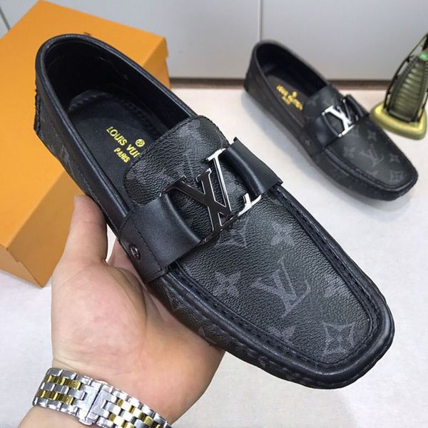 luxury designer men's casual shoes men's fashion sneakers party flat shoes dust bag 1102, Black
luxury designer men's casual shoes men's fashion sneakers party flat shoes dust bag 1102, Black