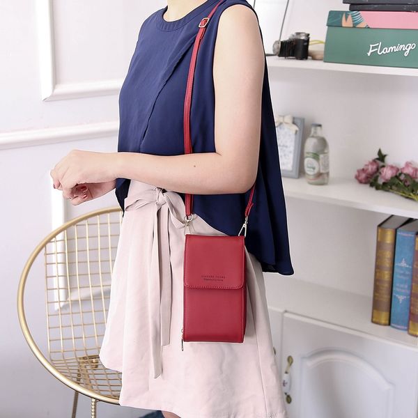 female bag 2019 spring and summer mobile phone bag vertical simple shoulder diagonal cross with small square spot, Red;black
female bag 2019 spring and summer mobile phone bag vertical simple shoulder diagonal cross with small square spot, Red;black