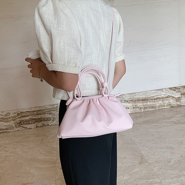 2020 new shoulder bag women's casual fashion korean version of fold dumpling portable crossbody bag
2020 new shoulder bag women's casual fashion korean version of fold dumpling portable crossbody bag