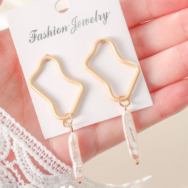 bxw vintage irregular freshwater pearl pendant earrings ms. geometric pendant earrings 2019 diy wedding party jewelry gifts, Silver
bxw vintage irregular freshwater pearl pendant earrings ms. geometric pendant earrings 2019 diy wedding party jewelry gifts, Silver