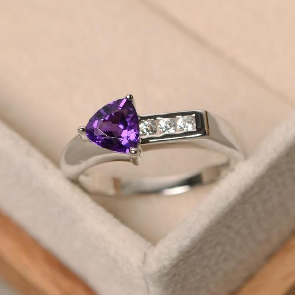 cluster rings retro wild dark purple zircon ring s925 silver material single super flash three prong z female jewelry, Golden;silver
cluster rings retro wild dark purple zircon ring s925 silver material single super flash three prong z female jewelry, Golden;silver