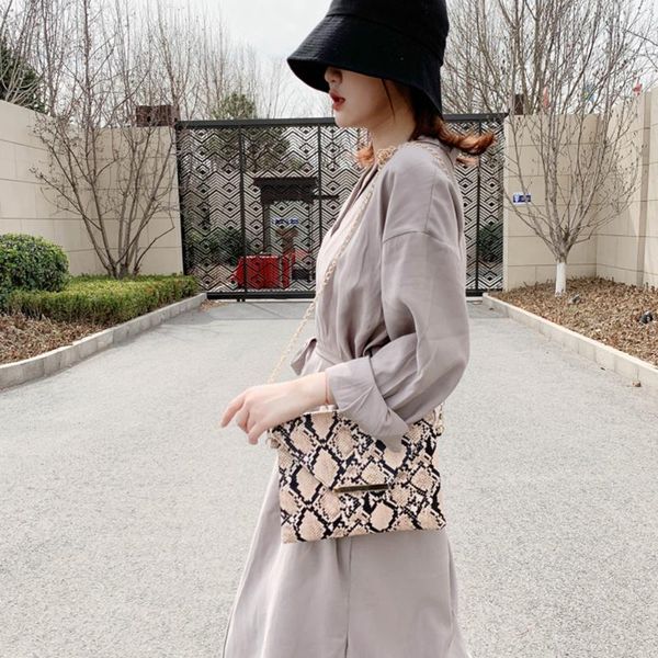 light wild simple female daily messenger bag fashion snake skin women handbags ladies pu leather travel chain shoulder bags
light wild simple female daily messenger bag fashion snake skin women handbags ladies pu leather travel chain shoulder bags
