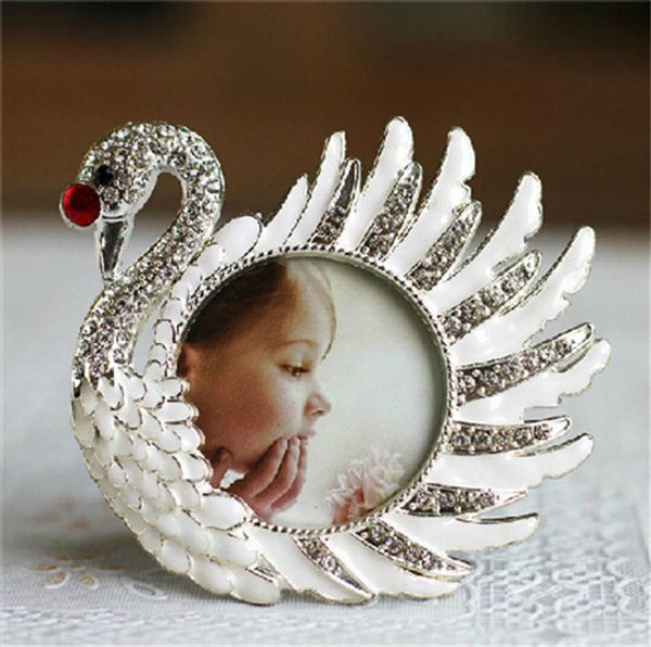 crystal white swan baby p frame favor bridal baby shower gifts frames for painting picture metal home decor wedding wzj036
crystal white swan baby p frame favor bridal baby shower gifts frames for painting picture metal home decor wedding wzj036