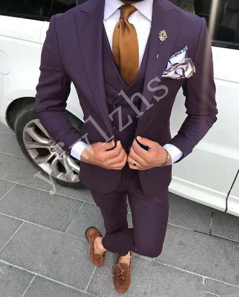 handsome one button groomsmen peak lapel groom tuxedos men suits wedding/prom/dinner man blazer(jacket+pants+tie+vest) w24, Black;gray
handsome one button groomsmen peak lapel groom tuxedos men suits wedding/prom/dinner man blazer(jacket+pants+tie+vest) w24, Black;gray