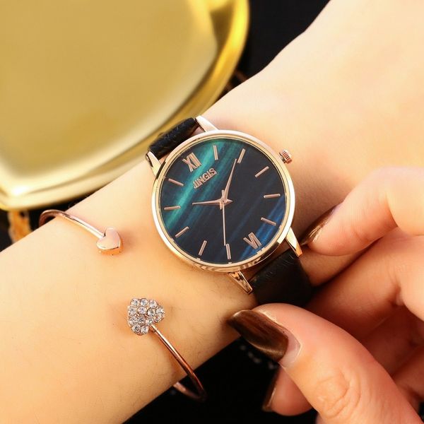 2 pcs set watch women rose gold water drill bracelet watch jewelry ladies female hour casual quartz wristwatche, Slivery;brown
2 pcs set watch women rose gold water drill bracelet watch jewelry ladies female hour casual quartz wristwatche, Slivery;brown