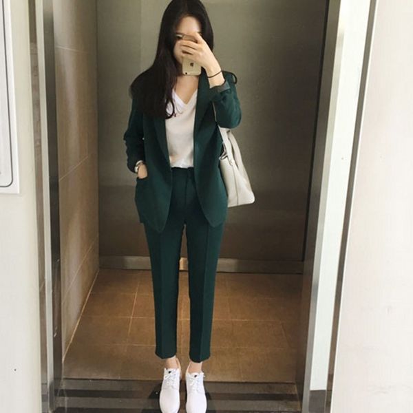 женская стильная мода черные костюмы наборы / женские деловые пальто сплошной цвет двойные пуговицы костюмы куртки блейзеры + брюки 2018, White
женская стильная мода черные костюмы наборы / женские деловые пальто сплошной цвет двойные пуговицы костюмы куртки блейзеры + брюки 2018, White