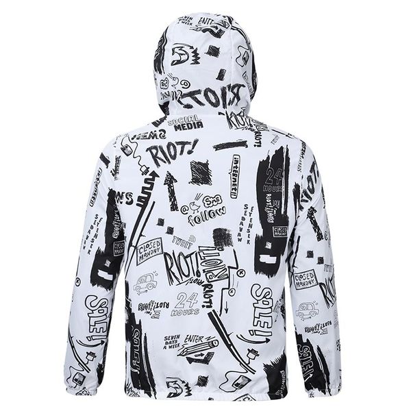 new hooded jacket for men waterproof polyester quick drying jacket with cap thin style autumn spring outerwear jacke, Black;brown
new hooded jacket for men waterproof polyester quick drying jacket with cap thin style autumn spring outerwear jacke, Black;brown