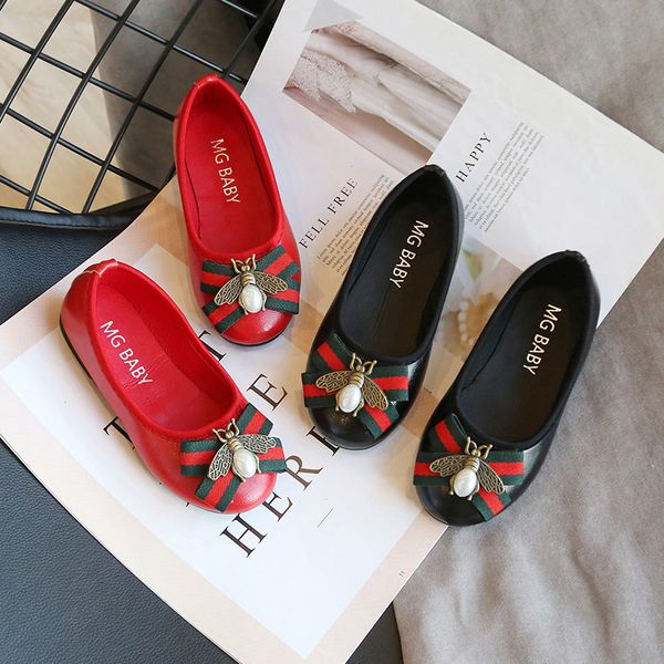 kids children's leather children girls shoes new bowknot middle-aged children's single shoes for girls' princess, Black;red
kids children's leather children girls shoes new bowknot middle-aged children's single shoes for girls' princess, Black;red