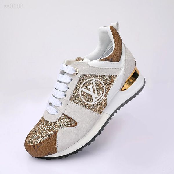 autumn and winter new low-shoes men and women super fire sports shoes european station leather casual shoes luxury for men shoe, Black
autumn and winter new low-shoes men and women super fire sports shoes european station leather casual shoes luxury for men shoe, Black