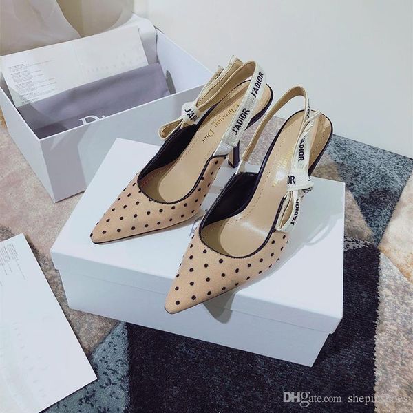 высочайшее качество 9.5cm пятки ленты волна сандалии slingback тапочки мода лето девушки платья партии одного сандалии конструктора женщин в, Black
высочайшее качество 9.5cm пятки ленты волна сандалии slingback тапочки мода лето девушки платья партии одного сандалии конструктора женщин в, Black