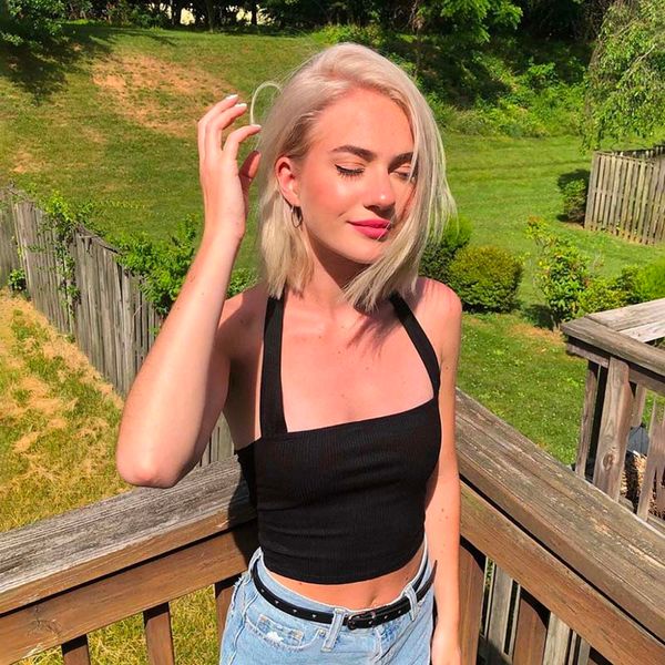 2020 women solid strappy tanks vest crop summer sleeveless tanks beach women sports tank new fashion crop top, White
2020 women solid strappy tanks vest crop summer sleeveless tanks beach women sports tank new fashion crop top, White