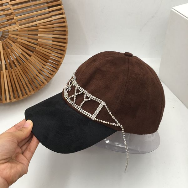 early autumn new faux suede stitching colours baseball cap female equestrian lovely bright drill fashion minus age, Blue;gray
early autumn new faux suede stitching colours baseball cap female equestrian lovely bright drill fashion minus age, Blue;gray