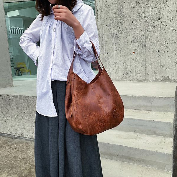 2020 new pu bag handbag fashion wild korean literary minimalist shoulder bag big bag casual multi-compartment
2020 new pu bag handbag fashion wild korean literary minimalist shoulder bag big bag casual multi-compartment