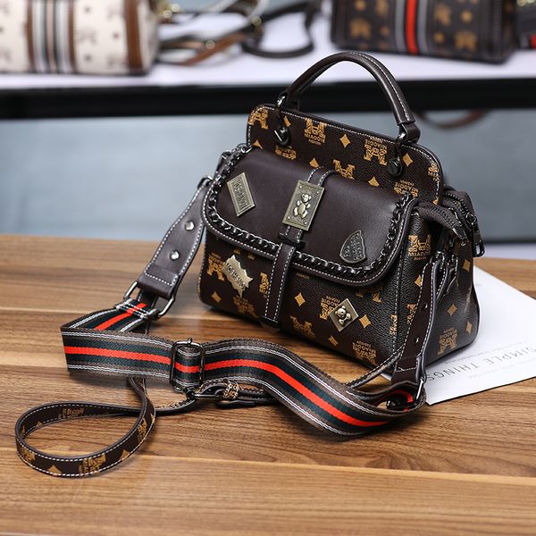 new bag designer handbag ladies bag messenger shoulder bag outdoor leisure wallet kkd621 3107
new bag designer handbag ladies bag messenger shoulder bag outdoor leisure wallet kkd621 3107