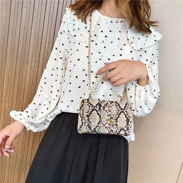 жемчуг декор snake печать плечо сумка кожа pu женщины chain crossbody сумки для украшения покупки путешествия
жемчуг декор snake печать плечо сумка кожа pu женщины chain crossbody сумки для украшения покупки путешествия