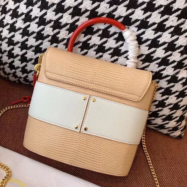 good high-end custom new classic handbags brand luxury designer fashion casual trend practical style chain shoulder straps strap single
good high-end custom new classic handbags brand luxury designer fashion casual trend practical style chain shoulder straps strap single