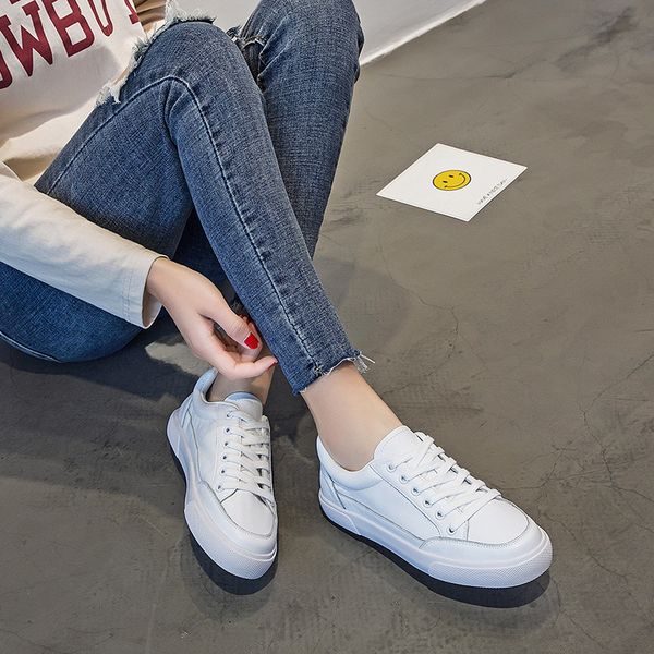 leather women's white shoes 2019 new students tide wild comfortable flat round head strap casual shoes, Black 
leather women's white shoes 2019 new students tide wild comfortable flat round head strap casual shoes, Black