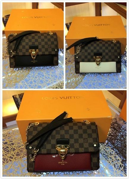 Bolsa de Ombro leeversace
Bolsa de Ombro leeversace