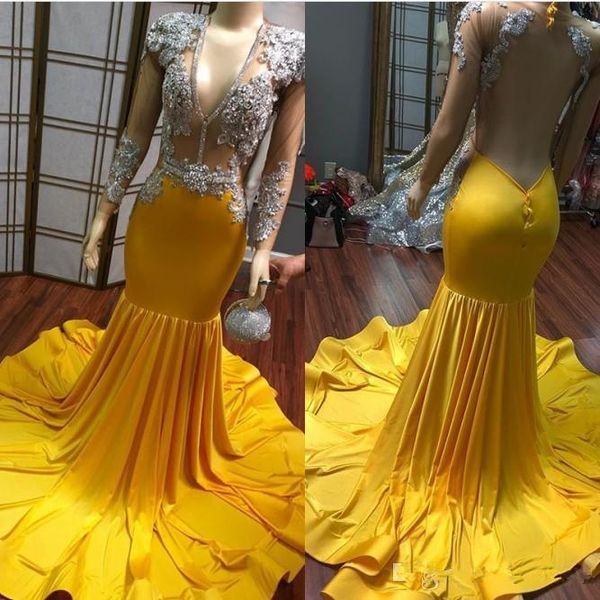 2020 yellow v neck prom dresses with silver lace applique long sleeve plus size see sheer crystal beaded evening gowns african, Black
2020 yellow v neck prom dresses with silver lace applique long sleeve plus size see sheer crystal beaded evening gowns african, Black