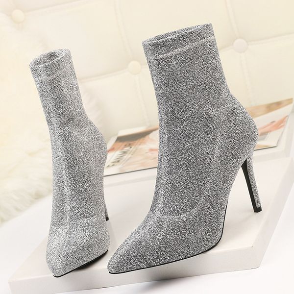 

2019 new famous sequined ankle boots women pointed toe glitter high heels winter booties bling silver botas mujer big size 30, Black