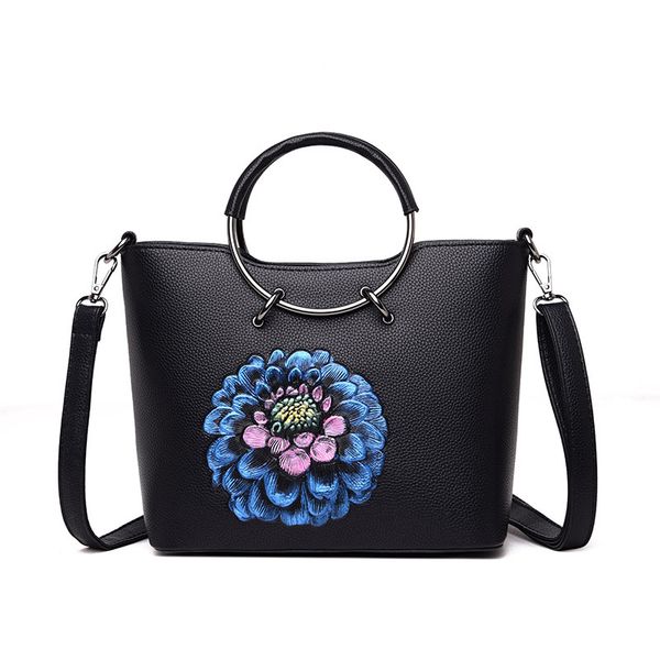 new ladies shoulder bag pu retro printed handbag trend large capacity soft leather diagonal cross bag women's
new ladies shoulder bag pu retro printed handbag trend large capacity soft leather diagonal cross bag women's