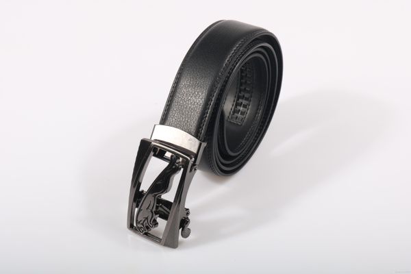 2019 men's jeans casual sports pants leather belt, men's fashion atmosphere real leather designer luxury high-end belt, Black;brown
2019 men's jeans casual sports pants leather belt, men's fashion atmosphere real leather designer luxury high-end belt, Black;brown