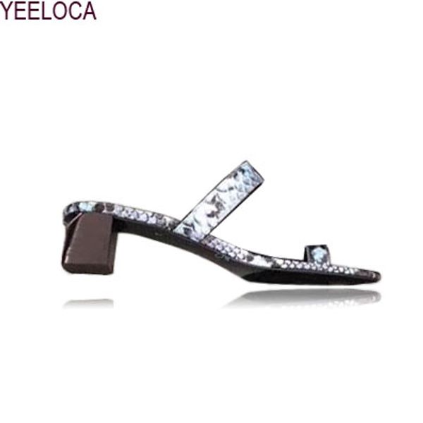 new womens sandals mid heel casual summer 2020 female shoes woman women's flip flops sandals shoes heel 4 cm, Black
new womens sandals mid heel casual summer 2020 female shoes woman women's flip flops sandals shoes heel 4 cm, Black