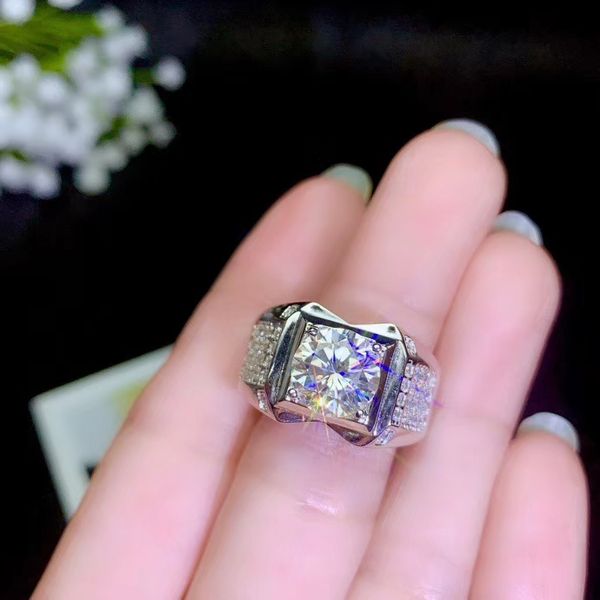 man muscular power ring crackling moissanite gem ring jewelry gift size 8 mm*8 mm shiny better than diamond natural gem, Golden;silver
man muscular power ring crackling moissanite gem ring jewelry gift size 8 mm*8 mm shiny better than diamond natural gem, Golden;silver