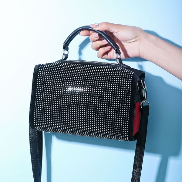 diamonds women handbags small fashion rivets pu leather shoulder bags for female totes 2019 messenger bag
diamonds women handbags small fashion rivets pu leather shoulder bags for female totes 2019 messenger bag