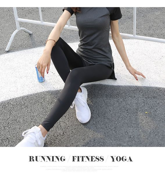 2020 новый летний фитнес одежда спортивная одежда для бега дамы повседневная плюс размер стрейч поддельные две части спортивных длинных шорт 
2020 новый летний фитнес одежда спортивная одежда для бега дамы повседневная плюс размер стрейч поддельные две части спортивных длинных шорт