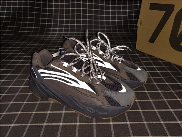 2019 Wholesale Wave Runner 700 V2 Geode Static Inertia OG Solid Grey Mauve Mens Kanye West Running Shoes Women Fashion Sports Sneakers
2019 Wholesale Wave Runner 700 V2 Geode Static Inertia OG Solid Grey Mauve Mens Kanye West Running Shoes Women Fashion Sports Sneakers