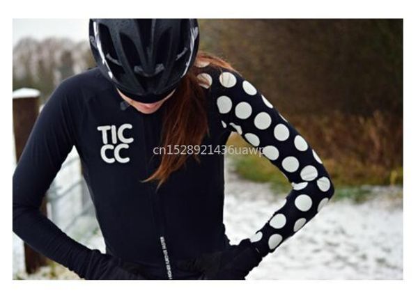 cycling jersey mujer summer women sweater go pro 2020 clothes long sleeve jersey road bike ropa ciclismo biciclet cycling wear, Black;red
cycling jersey mujer summer women sweater go pro 2020 clothes long sleeve jersey road bike ropa ciclismo biciclet cycling wear, Black;red