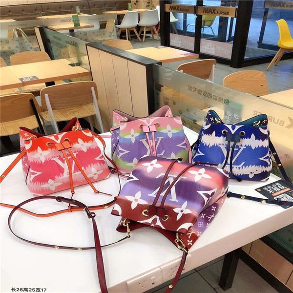 new sell classic messenger bag leather women handbag totes handbags purse shoulder bags crossbody bags
new sell classic messenger bag leather women handbag totes handbags purse shoulder bags crossbody bags