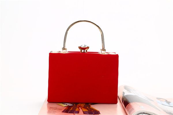 новый бархат обед мешок ручной банкет мешок вечера handclutch дизайн с медными монетами и аппаратных средств моделирования ручной клади, Black
новый бархат обед мешок ручной банкет мешок вечера handclutch дизайн с медными монетами и аппаратных средств моделирования ручной клади, Black