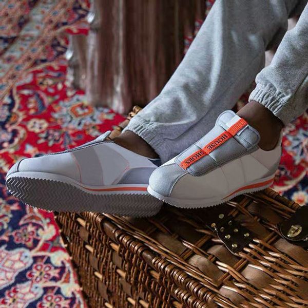 2019 Новый Кендрик Ламар х Cortez основные скольжения Кенни IV дизайнер кроссовки AV2950-10
2019 Новый Кендрик Ламар х Cortez основные скольжения Кенни IV дизайнер кроссовки AV2950-10