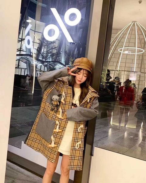 bur womens coat berry british brand designer jacket luxury hoodie woolen doll horn button cute style coat new sweet lady winter coat, Tan;black
bur womens coat berry british brand designer jacket luxury hoodie woolen doll horn button cute style coat new sweet lady winter coat, Tan;black
