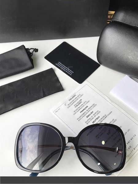 новое надувательство модные дизайнерские солнцезащитные очки cat eye frame особенности материал доски популярный простой стиль высокое качес, White;black
новое надувательство модные дизайнерские солнцезащитные очки cat eye frame особенности материал доски популярный простой стиль высокое качес, White;black