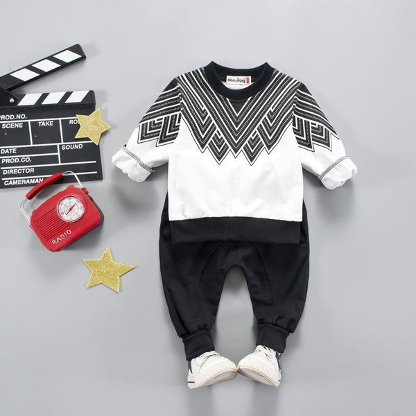 baby clothes sets fashion costume for boy casual kids sport suits tracksuit for boys hooded coat, White
baby clothes sets fashion costume for boy casual kids sport suits tracksuit for boys hooded coat, White