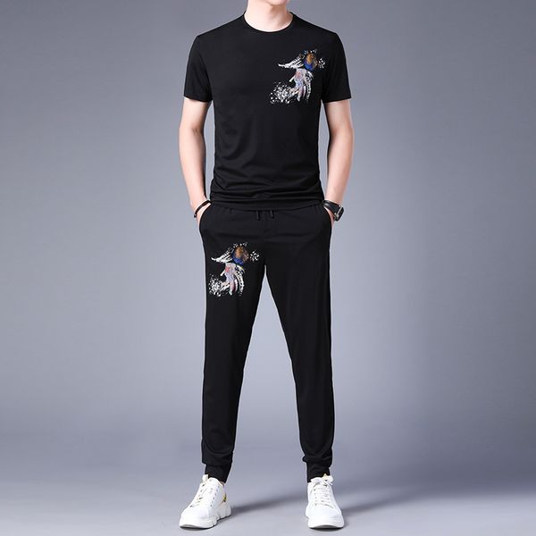 2020 summer new fashion mens two-piece short-sleeve t-shirt casual sportwear print t-shirt+pant set mens tracksuits size -3xl, Gray
2020 summer new fashion mens two-piece short-sleeve t-shirt casual sportwear print t-shirt+pant set mens tracksuits size -3xl, Gray