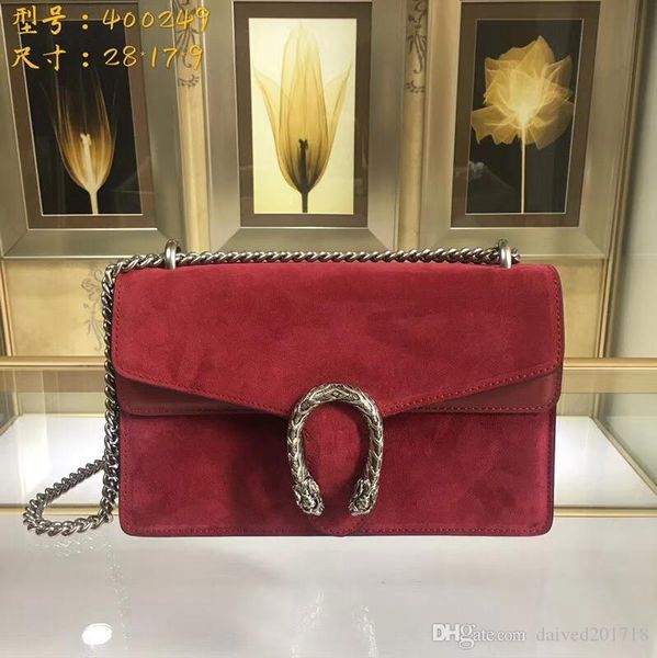 28cm new european classic luxury style shoulder bag chain decoration made of cowhide leather soft metal color and multi-color can choose
28cm new european classic luxury style shoulder bag chain decoration made of cowhide leather soft metal color and multi-color can choose